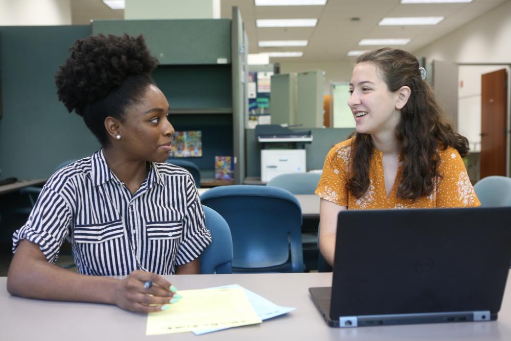 Students working together at the Writing and Communication Center.